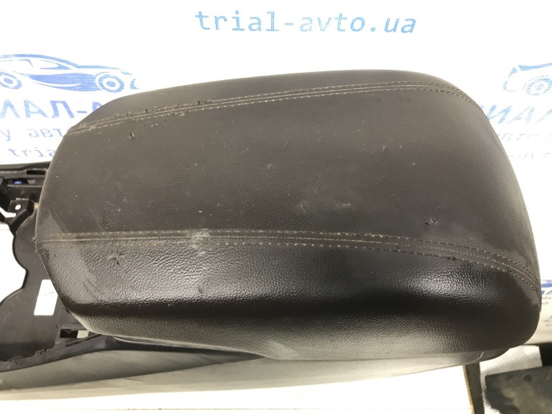 Подлокотник Hyundai Santa fe DM 2.2 DIESEL D4HB 2012 (б/у) Київ - зображення 2