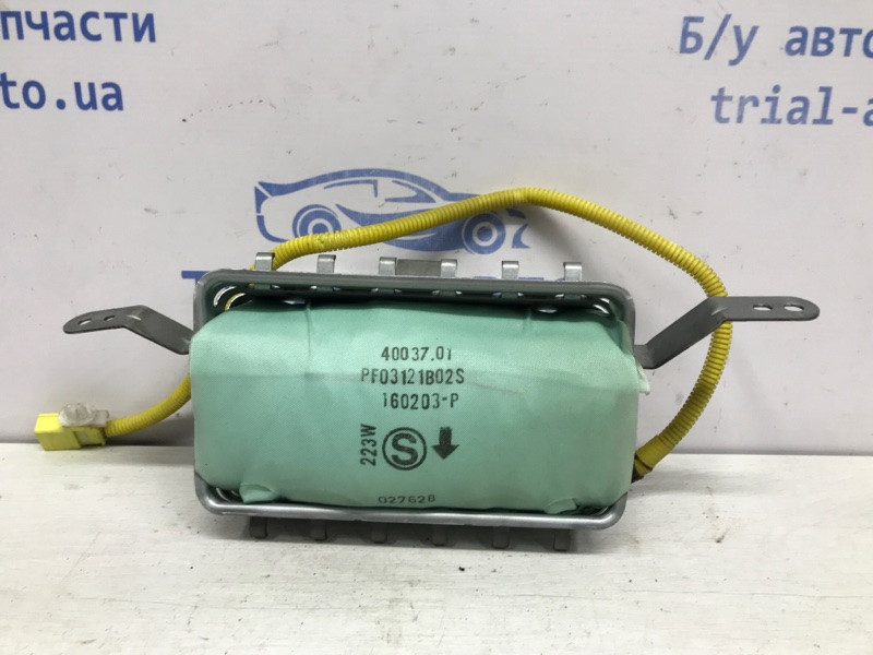 Подушка безопасности в торпеду Toyota Avensis T25 2.0 DIESEL 1CDFTV 2002 (б/у) Киев - изображение 1
