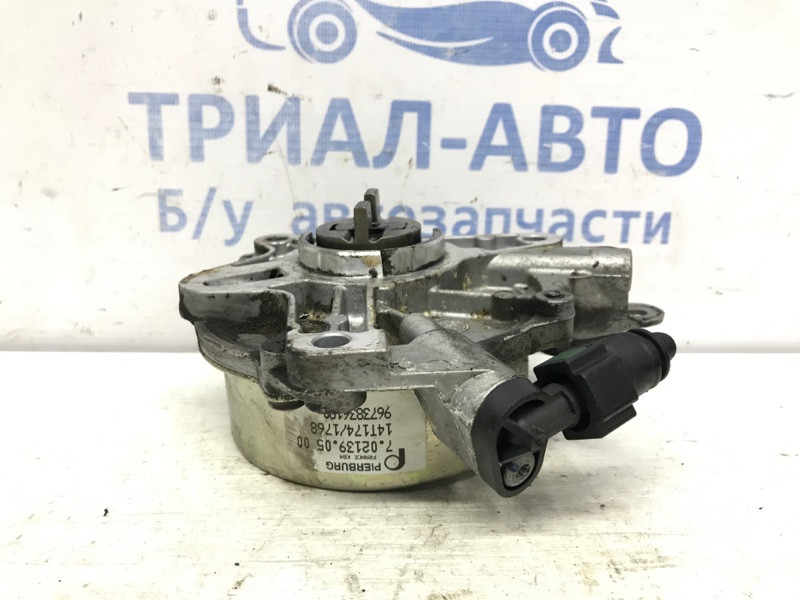 Насос вакуумный Ford Kuga CBS 2.0 DIESEL 2011 (б/у) Киев - изображение 4