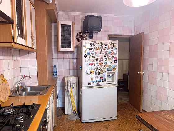 продажа 3-к квартира Днепр, Соборный, 54000 $ Дніпро