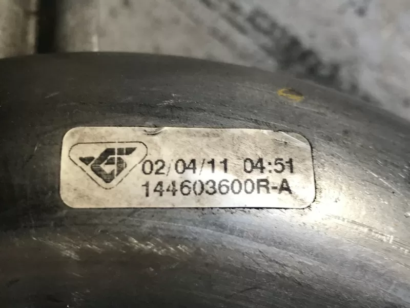 Бу патрубок интеркулера Renault Megane 3,144603600R , 8201020571, 1.5dci Кропивницкий - изображение 1