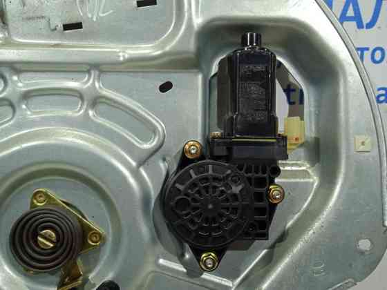 Стеклоподъемник передний левый Hyundai Tucson JM 2.0 DIESEL D4EA 2004 (б/у) Київ