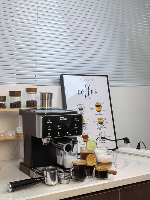 Кофемашина 3в1 с капучинатором Zepline ZP-6806 3000 Вт черная Київ - зображення 6