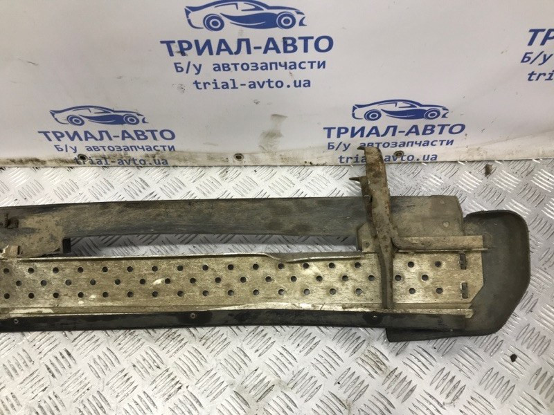 Подножка Mitsubishi Pajero Wagon 3 3.2 ДИЗЕЛЬ 4M41 1999 прав. (б/у) Київ - зображення 8