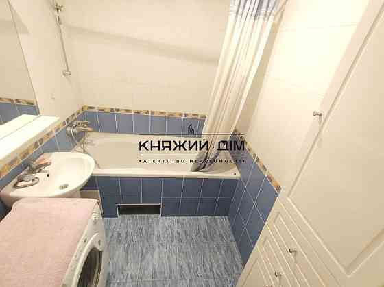Без комісії! Продаж 2 кімнатна квартира м. Харківська КОД 21147613 Киев