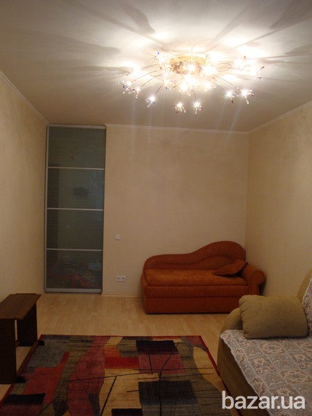 Посуточно сдам 1 ком квартиру в Киеве возле метро Дарница Київ - зображення 1