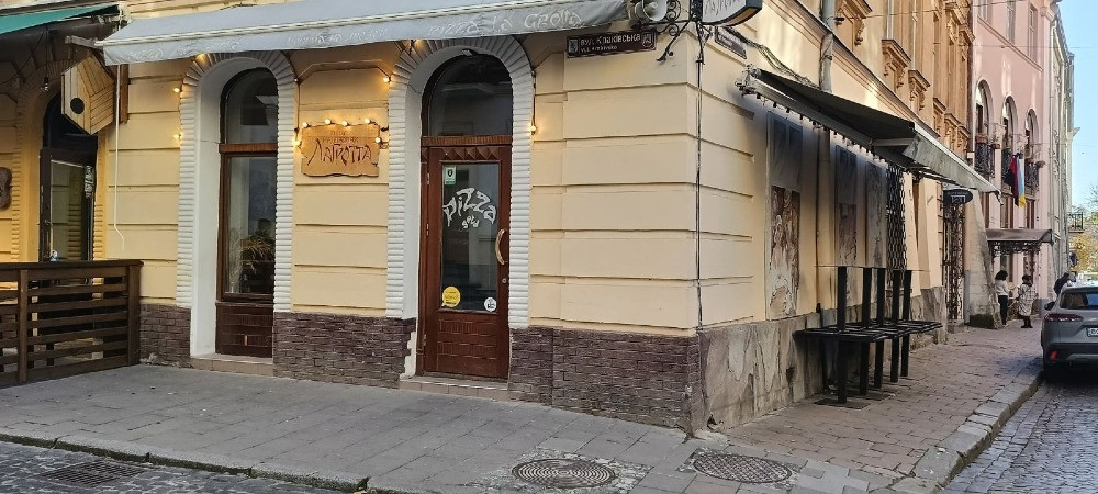 Оренда комерційного приміщення в центрі Львова 📍 Перехрестя вул. Вірменська та Краківська Львів - зображення 1