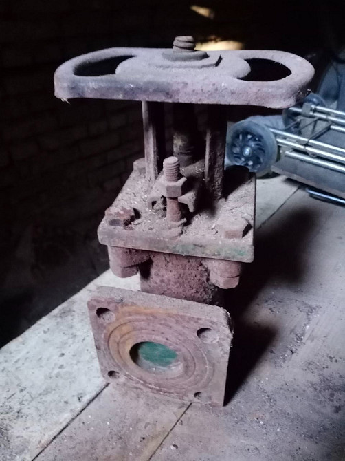 Задвижка залізна 50 мм Дніпро - зображення 1