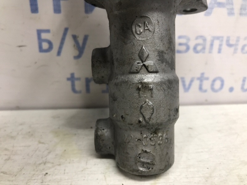 Тормозной цилиндр главный Mitsubishi ASX GA 1.8 DIESEL 4N13 2010 (б/у) Київ - зображення 4