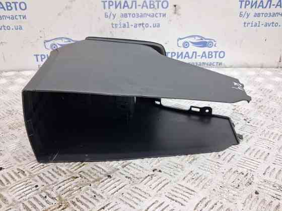 Подлокотник Toyota Auris 2006-2012 5891002260B1 (Арт. 65443) Киев