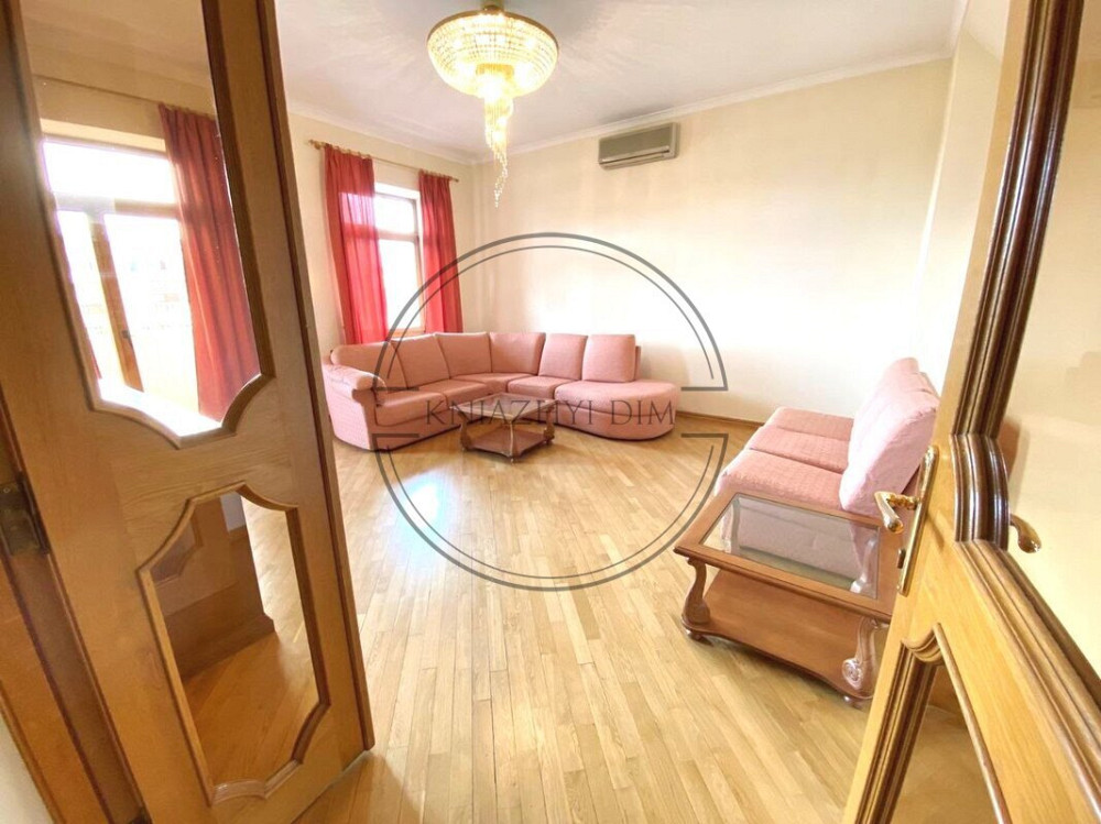 Оренда 3-х. кім. кв.-студіо в Центрі міста.м. Площа Українських Героїв . Код:11202754 Київ - зображення 2