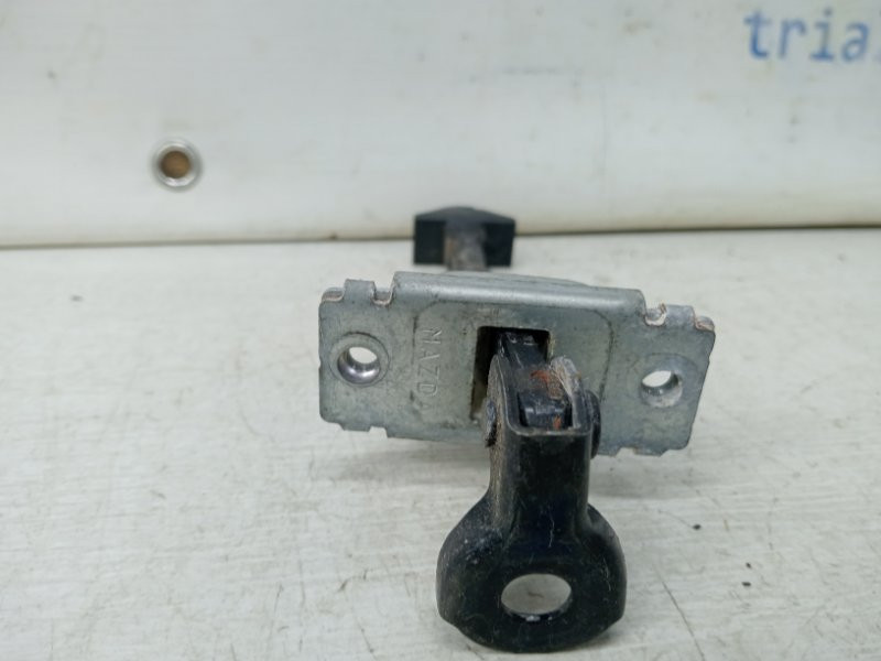 Ограничитель двери задний левый Mazda CX 5 KE 2.2 DIESEL 2011 (б/у) Киев - изображение 4