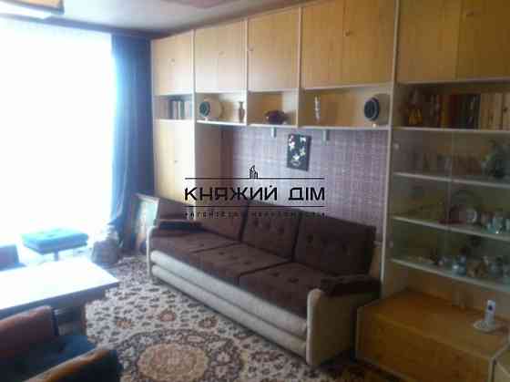Продаж 1-но к. квартири м. Чернігівська. № 21147638 Київ