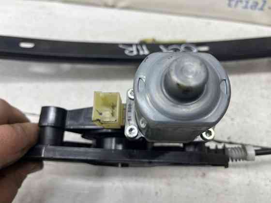 Стеклоподъемник передний правый Skoda Octavia 2013-2020 5E0837462 (Арт. 81535) Киев