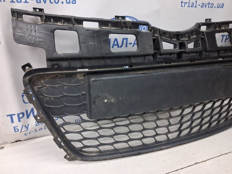 Решетка бампера центральная Hyundai I30 FD 1.6 DIESEL D4FB 2007 (б/у) Київ - зображення 2