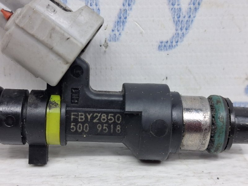 Форсунка топливная Nissan Qashqai J10 2.0 БЕНЗИН MR20DE 2006 (б/у) Київ - зображення 3