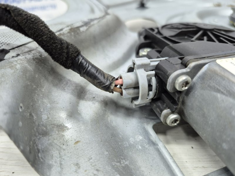 Стеклоподъемник передний левый Kia Sportage SL 1.7 DIESEL D4FD 2010 (б/у) Київ - зображення 3