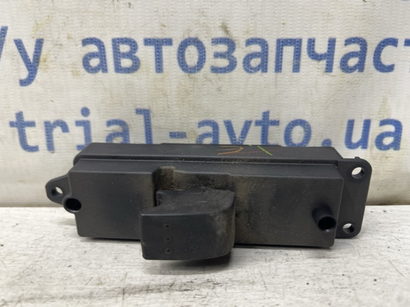 Кнопка стеклоподъемника Mazda 3 2003-2009 BS3E-66-370 (Арт. 81676) Київ - зображення 1