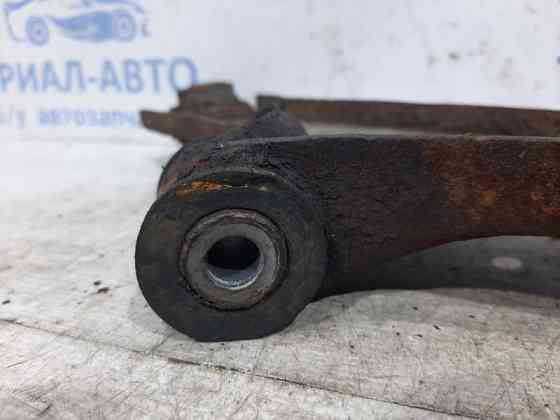 Рычаг правый Nissan Tiida C11 1.6 БЕНЗИН HR16 2004 (б/у) Киев