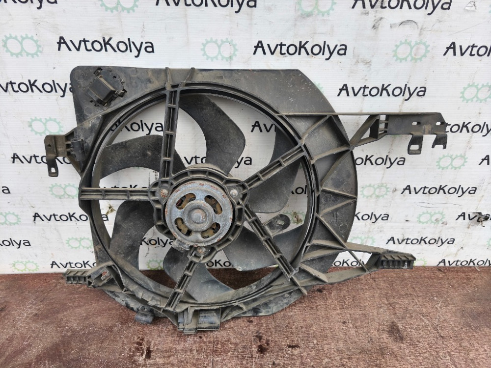 Диффузор с вентилятором Renault Trafic 2.0 dci 2007-2010 (8200409469) Ковель - зображення 1