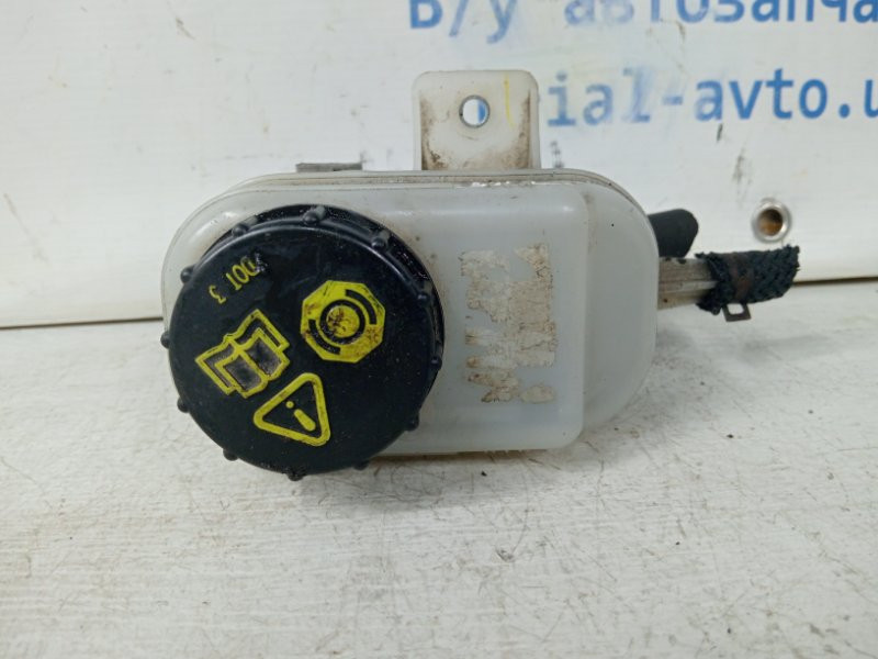 Бачок главного тормозного цилиндра Mazda CX 7 ER 2.3 БЕНЗИН 	L3VDT 2006 (б/у) Київ - зображення 2