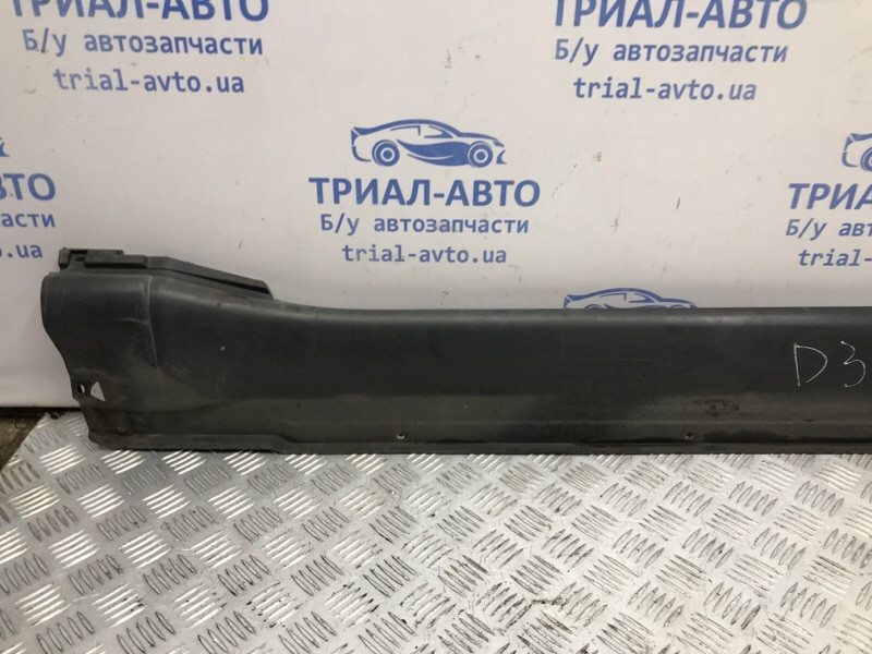 Накладка порога внешняя левая Mitsubishi Pajero Wagon 4 3.2 ДИЗЕЛЬ 4M41 2006 (б/у) Київ - зображення 2