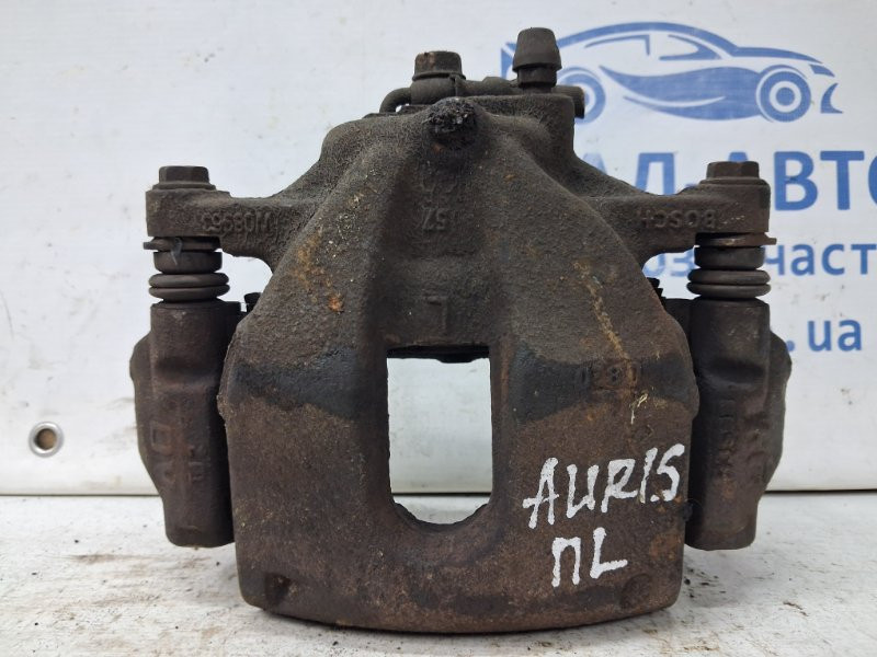 Суппорт передний левый Toyota Auris E150 1.6 БЕНЗИН 1ZRFAE 2006 (б/у) Киев - изображение 1