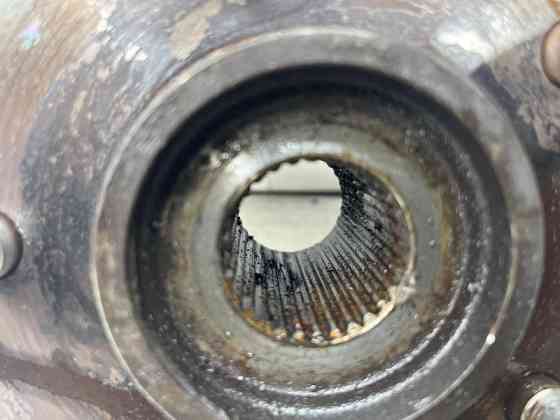 Кулак поворотный правый со ступицей Kia Sportage 2010-2016 517163U000 (Арт. 70915) Киев