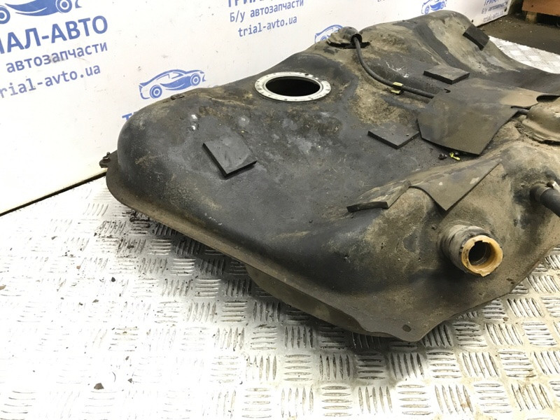 Бак топливный металлический Toyota Camry XV30 2.4 БЕНЗИН 2AZFE 2001 (б/у) Киев - изображение 4