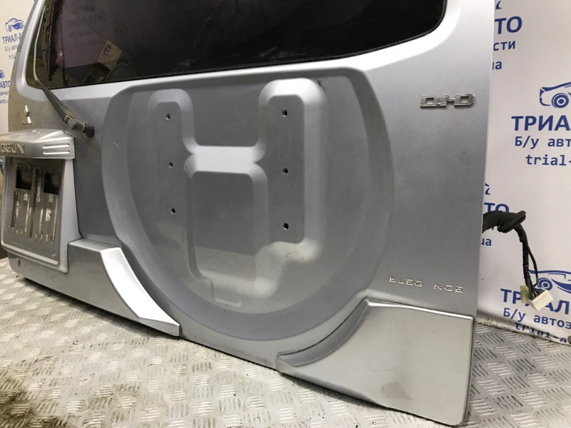 Крышка багажника Mitsubishi Pajero Wagon 3 3.2 ДИЗЕЛЬ 4M41 1999 (б/у) Киев - изображение 4