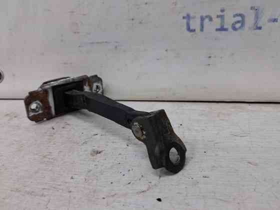 Ограничитель двери передний правый Hyundai I30 2007-2012 79390-2L000 (Арт. 65550) Київ