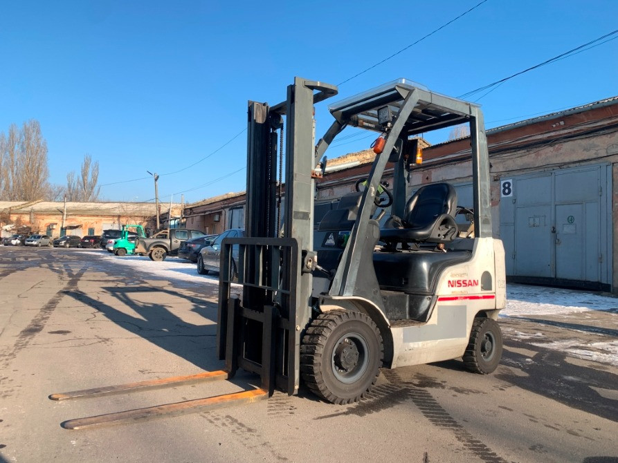 Газ-бензиновий навантажувач Nissan, 2012 року. Модель: P1F1A15D. Номiнальна вантажопідйомність 1.5 т Тернопіль - зображення 2