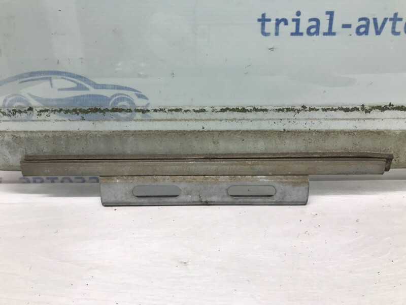 Стекло двери заднее правое Mitsubishi Pajero Sport K9 2.5 DIESEL 4D56 1996 (б/у) Киев - изображение 2