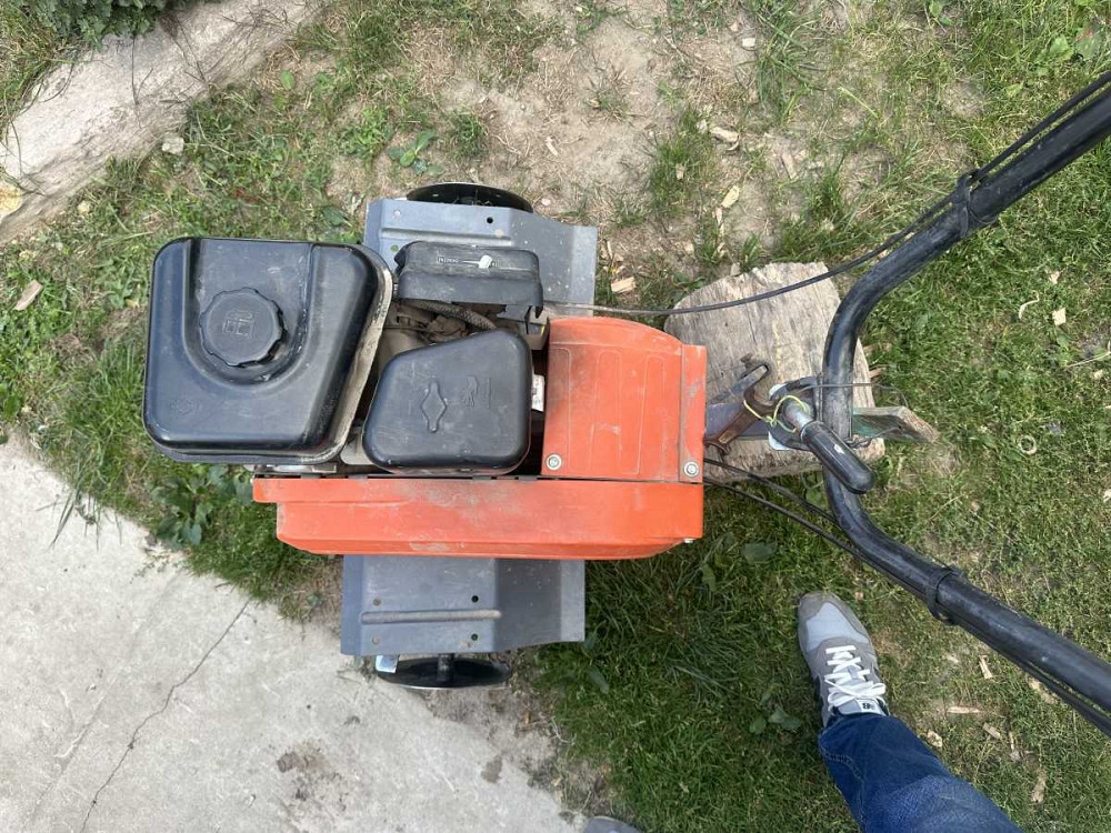 Культиватор Oleo Mac двигун Briggs Stratton  - зображення 6