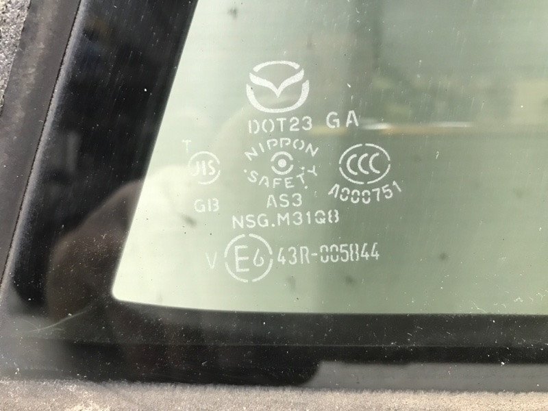 Стекло двери задней правой (форточка) Mazda CX 5 KE 2.2 DIESEL 2011 (б/у) Киев - изображение 3