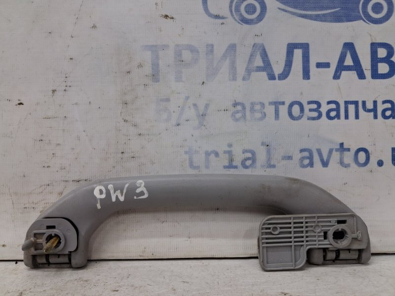 Ручка потолка Mitsubishi Pajero Wagon 3 3.2 ДИЗЕЛЬ 4M41 1999 (б/у) Київ - зображення 2