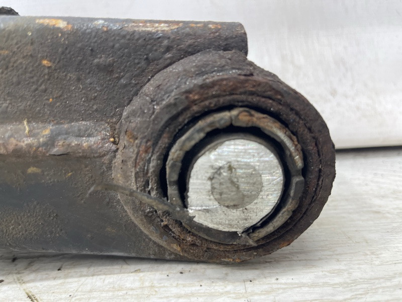 Рычаг задней подвески нижний поперечный (под пружину) Kia Sportage QL 1.7 DIESEL D4FD 2015 (б/у) Київ - зображення 2