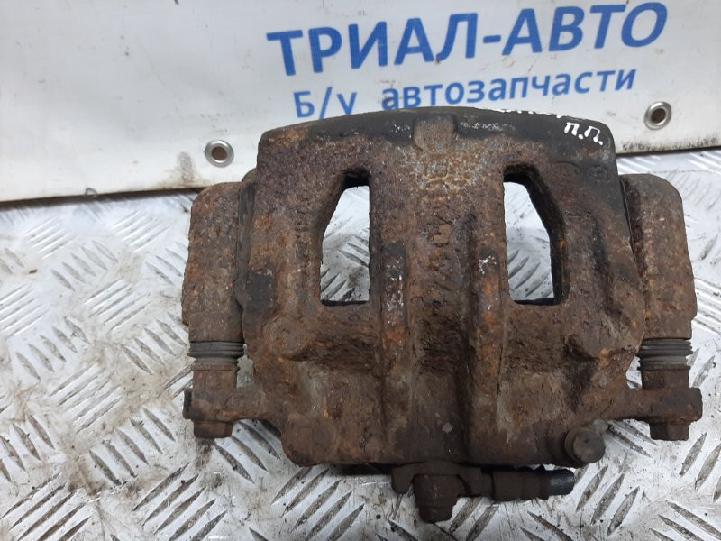 Суппорт передний правый Hyundai Santa fe DM 2.2 DIESEL D4HB 2012 (б/у) Киев - изображение 1