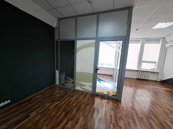 Левобережная метро, ул Сверстюка 11,СВЕТ ЕСТЬ ГЕНЕРАТОР офис 35м Київ