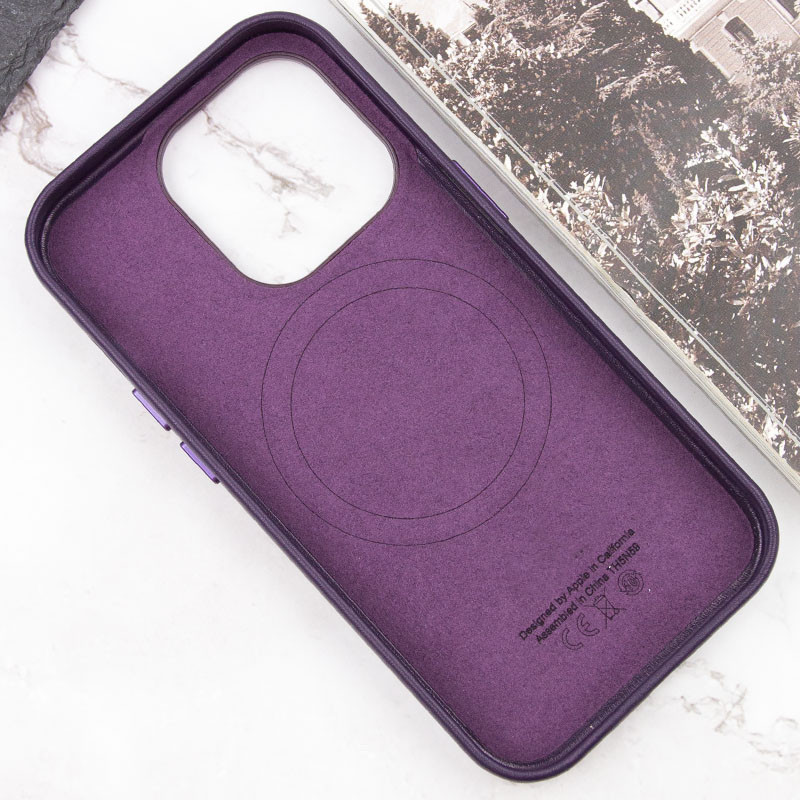 Кожаный чехол Leather Case (AAA) with MagSafe and Animation для Apple iPhone 16 Pro (6.3") Херсон - изображение 3