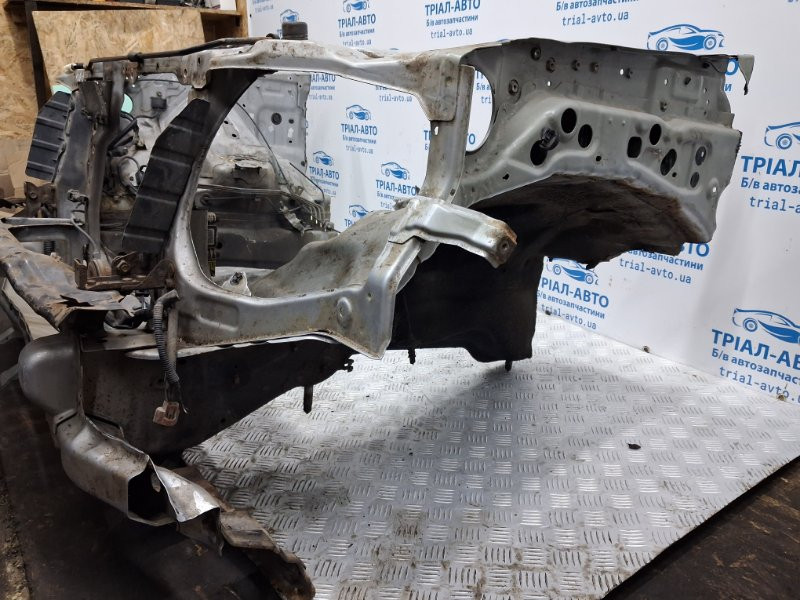 Панель передняя Mitsubishi Pajero Wagon 4 3.2 ДИЗЕЛЬ 4M41 2006 (б/у) Київ - зображення 3