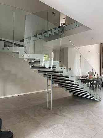 Терміново!Продаж будинку в Совіньйоні архітектурний проєкт з басейном і гостьовим будинком Одеса