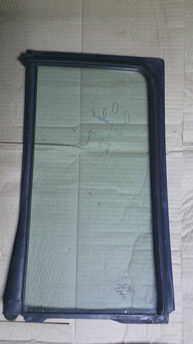 Скло задніх правих дверей 90224782 Опель Омега 87-93р.в. універсал Вінниця - зображення 2
