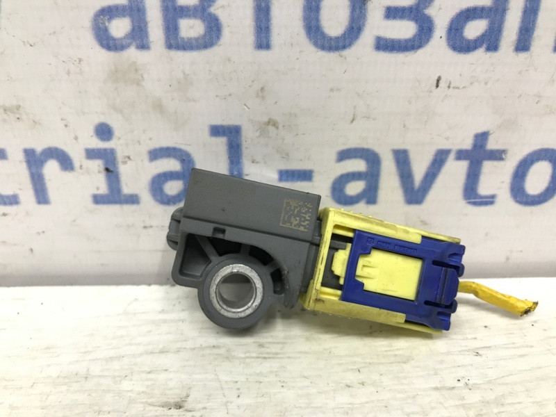 Датчик AIRBAG (удара) Hyundai Tucson TL 1.7 DIESEL D4FD 2015 (б/у) Київ - зображення 1