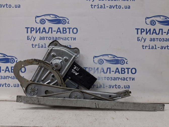 Стеклоподъемник передний правый Renault Megane 3 1.5 DIESEL K9K 2008 (б/у) Київ - зображення 2