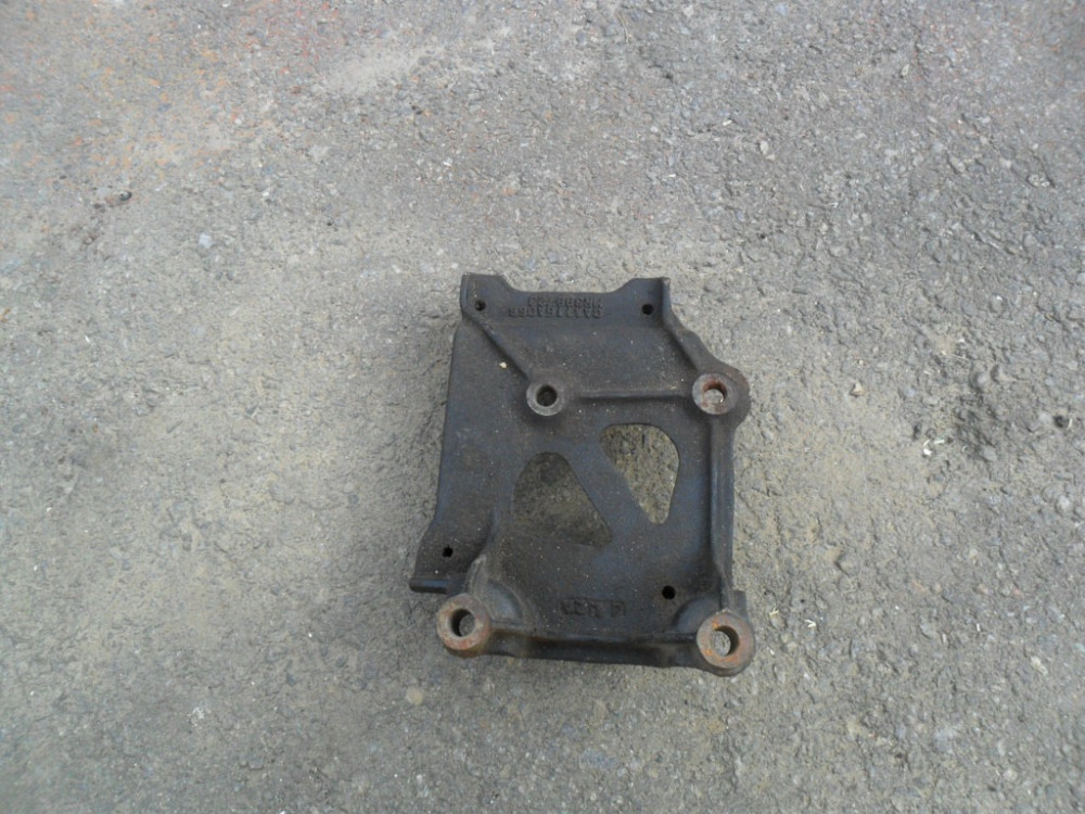 MR398723, Кронштейн насоса кондиціонера Міцубісі Галант, оригінал 4G64 Вінниця - зображення 9