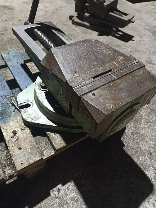 Лещата верстатні поворотні 250 мм Запоріжжя - зображення 5