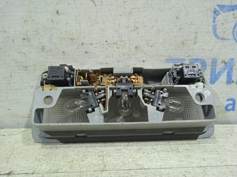 Плафон передний Mitsubishi Lancer 9 1.6 БЕНЗИН 4G18 2003 (б/у) Киев - изображение 2