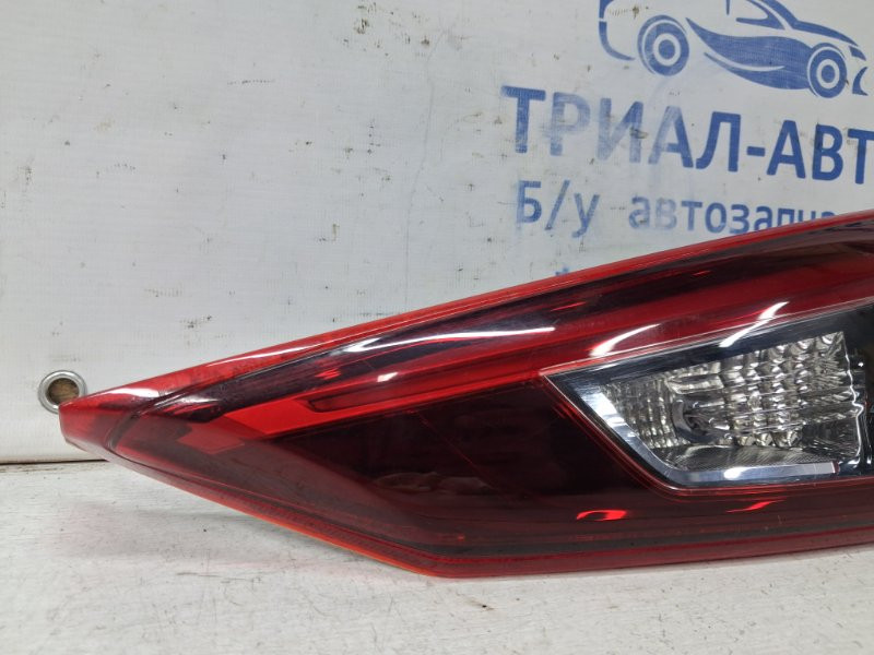 Фонарь задний внутренний правый Mazda 3 BM 2.2 DIESEL 2013 (б/у) Київ - зображення 2