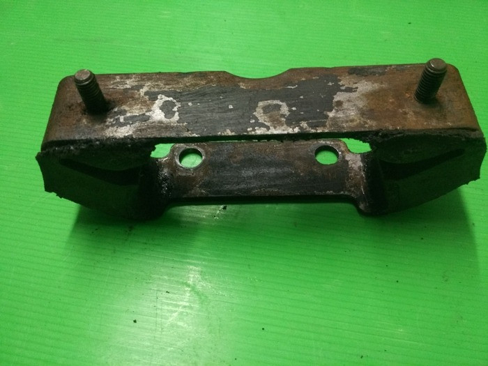 Опора коробки передач 90075054, 90075208 Опель Рекорд оригінал Винница - изображение 6